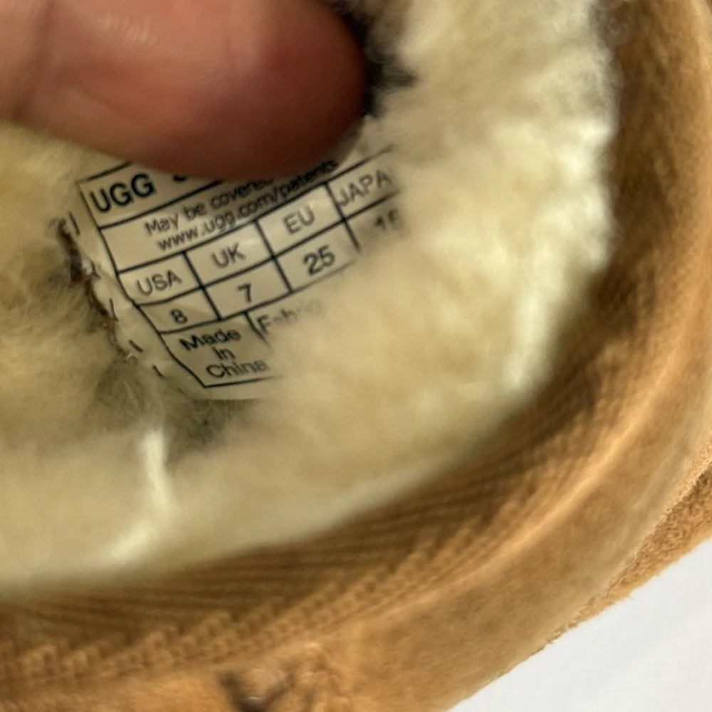 UGG CLASSIC BOOTS FOR TODDLERS